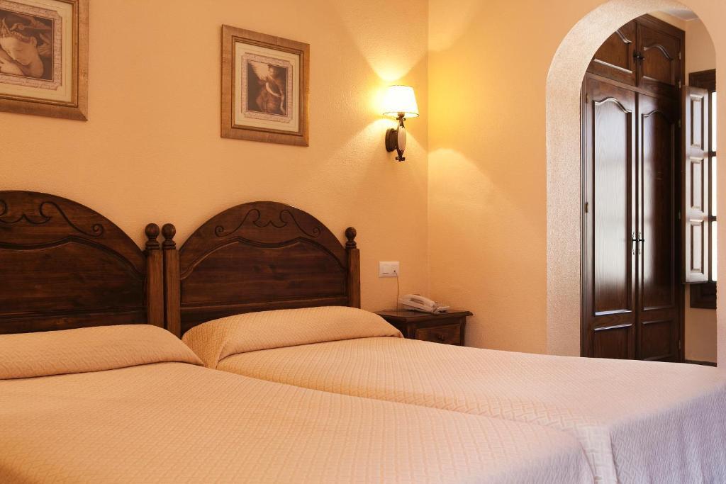 Hospederia Santiago Hotell Chiclana de la Frontera Rom bilde
